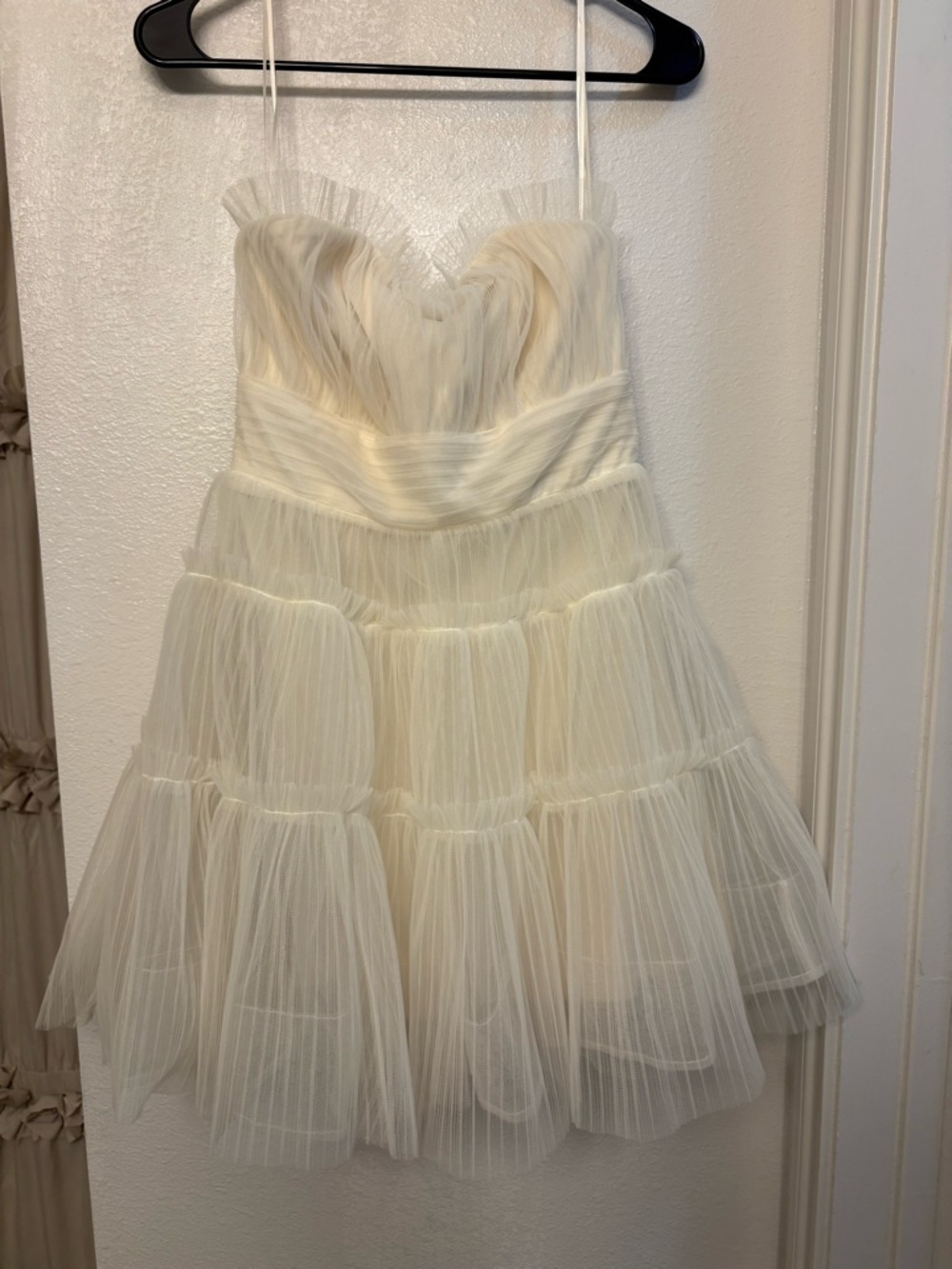Elegant Cream Strapless Dress